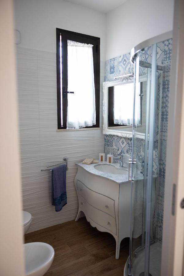 Alessandro House ปอร์โตเชซาเรโอ ภายนอก รูปภาพ