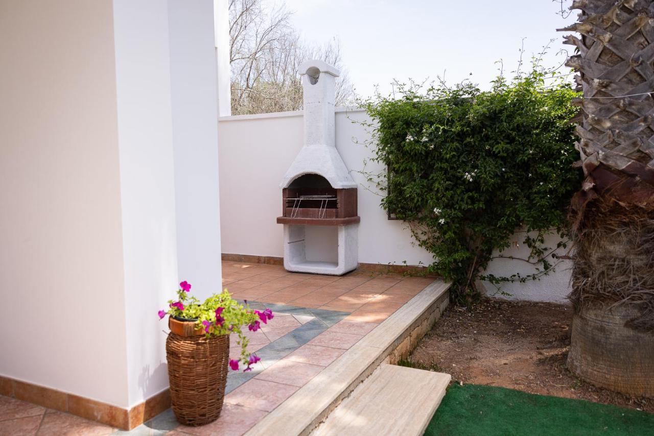 Alessandro House ปอร์โตเชซาเรโอ ภายนอก รูปภาพ