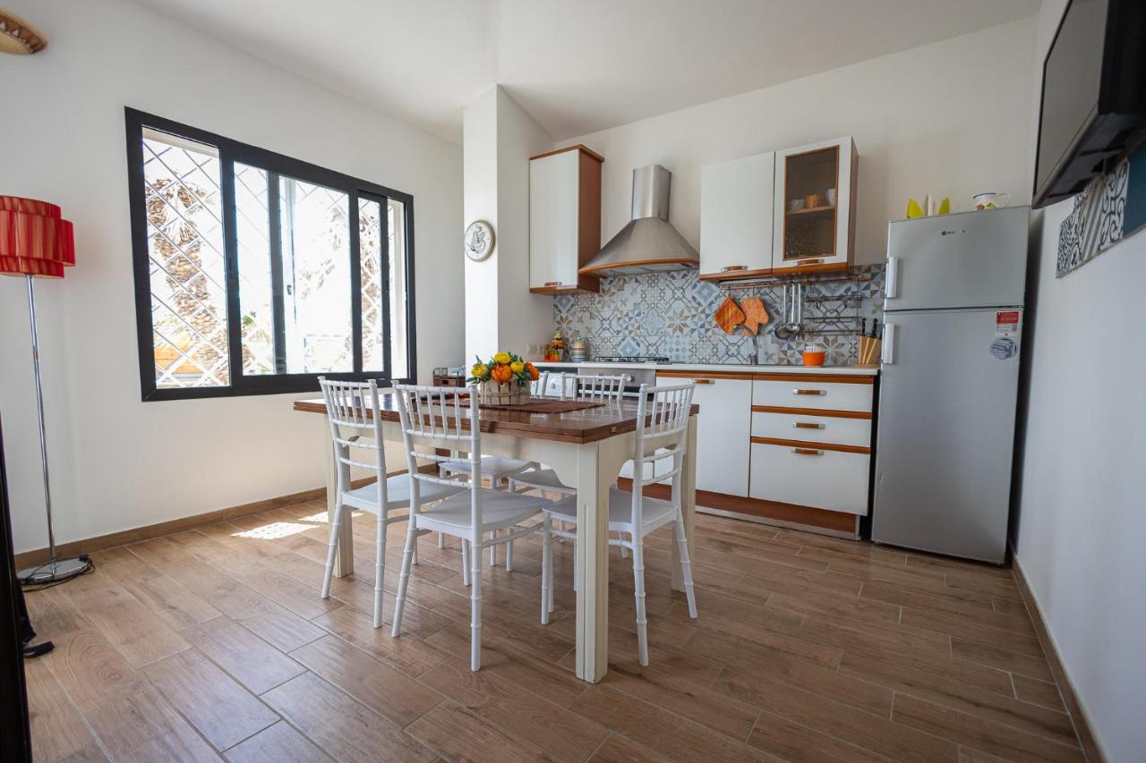 Alessandro House ปอร์โตเชซาเรโอ ภายนอก รูปภาพ